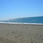 Beachfront Townhouse With Spectacular Seaview 펜션