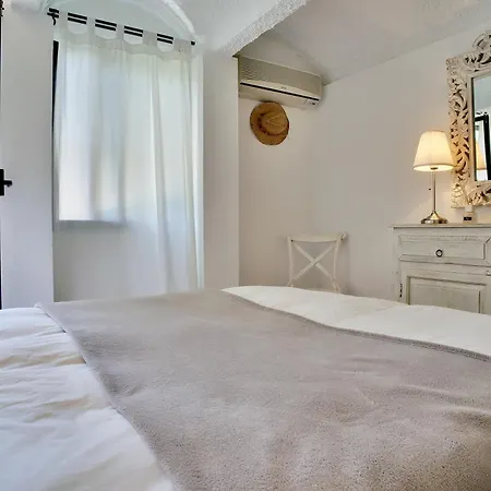 Σπίτι διακοπών Beachfront Townhouse With Spectacular Seaview