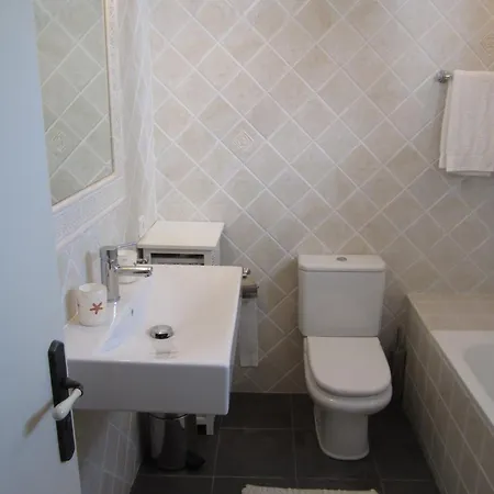 Beachfront Townhouse With Spectacular Seaview אסטפונה
