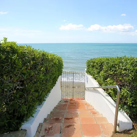 Beachfront Townhouse With Spectacular Seaview * Estepona