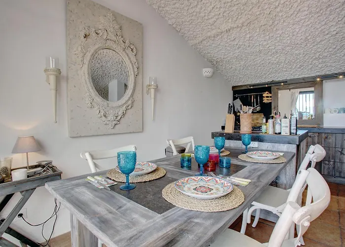 Beachfront Townhouse With Spectacular Seaview Estepona