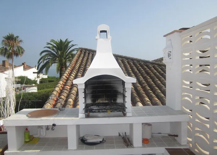 Beachfront Townhouse With Spectacular Seaview Nyaraló