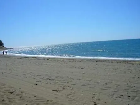 Beachfront Townhouse With Spectacular Seaview Nyaraló